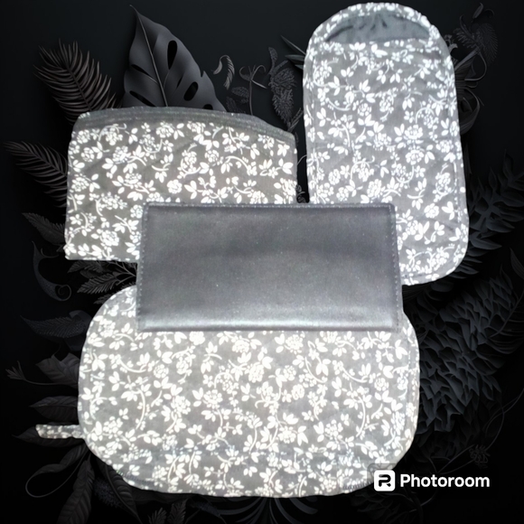 Women's Floral Print 5 Piece Travel/Tote Bag Set - Picture 3 of 4